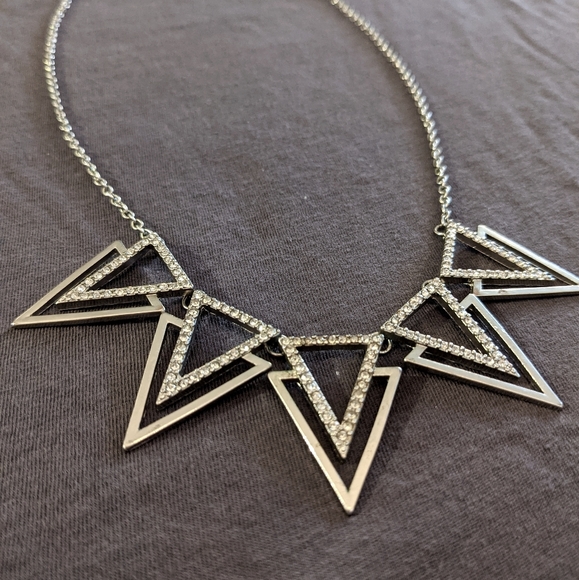 Silver geometric statement necklace - Picture 1 of 5